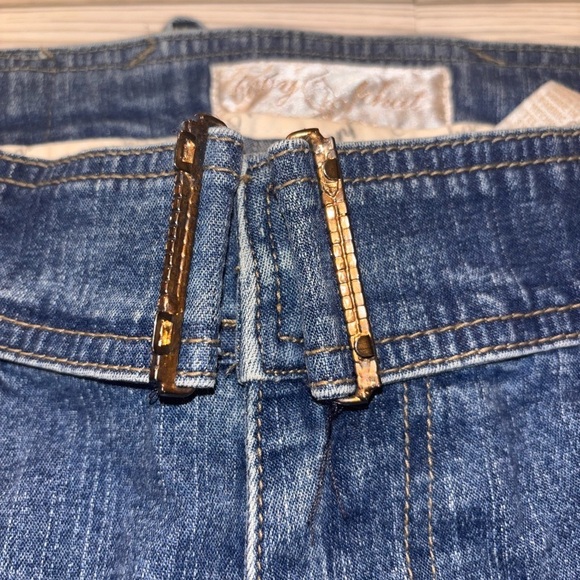 Baby Phat Women' Solid Blue Denim Cotton Mid Rise Pull On Capri Jeans Shorts - Picture 7 of 11